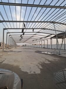 مظلات وسواتر الشرقية – نقدم خدمات ترميم المباني في الدمام والخبر، وبناء مجالس وسندويش بنل، وأعمال حدادة تشمل هناجر ومظلات وخيام مع قزاز، بالإضافة إلى تركيب سواتر وبرجولات ودرج وميزان ورفوف. نوفر أيضًا خدمات الدهانات والعوازل بجودة عالية وأسعار تنافسية. اتصل بنا الآن لتحصل على أفضل الحلول في عالم الترميم والبناء والحدادة. .